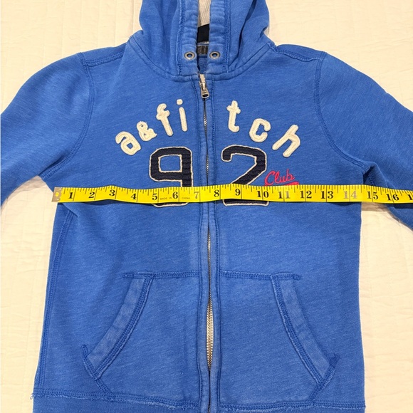 Vintage Abercrombie Kids Blue Zip-Up Hoodie with Logo - Picture 6 of 6